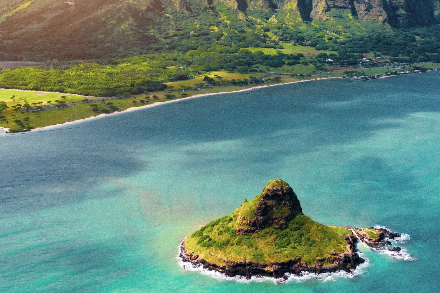 Mokoliʻi and the Koʻolau coast on Oahu